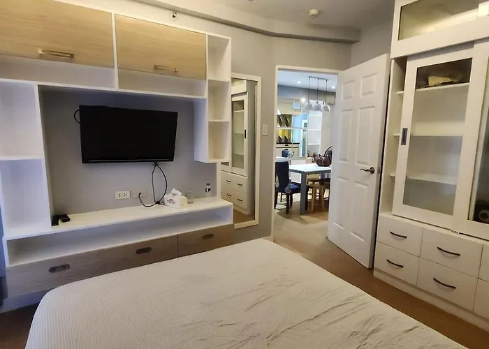 Bed & Breakfast Accolade Place - Dmci Manila