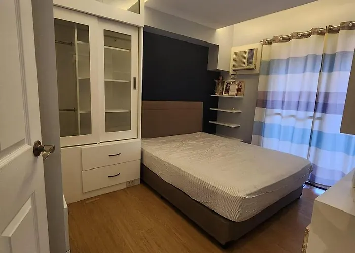 Accolade Place - Dmci Manila